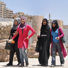 Весёлые девчонки города Амман